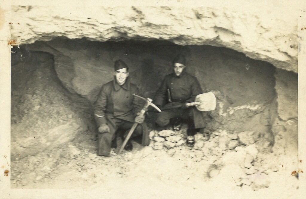 In het gat van de zandhoop