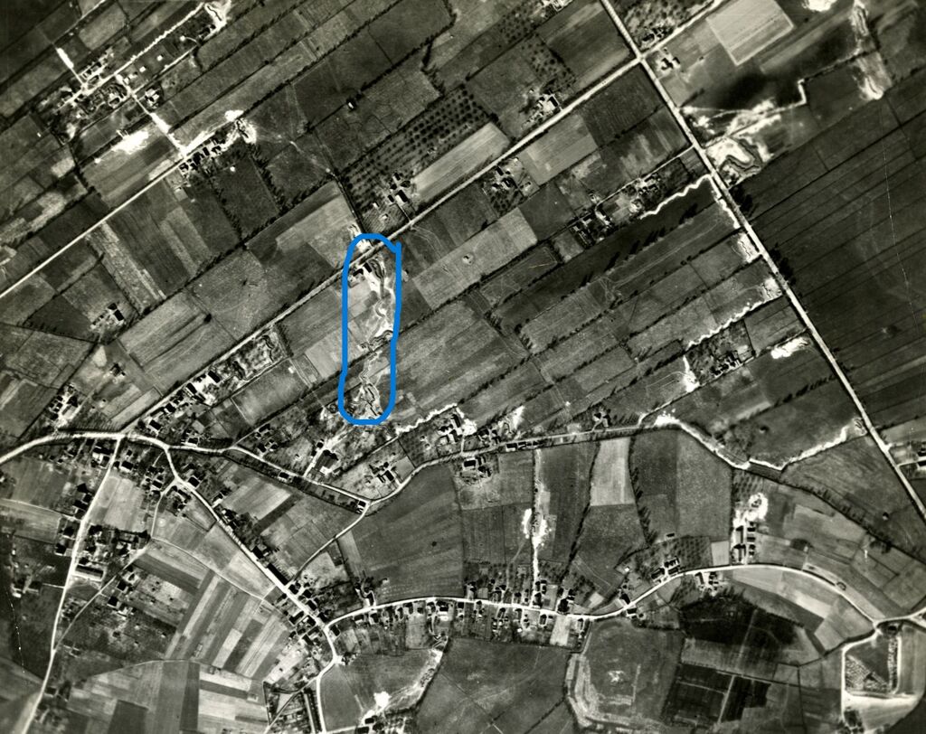 Luchtfoto met cirkel 2000